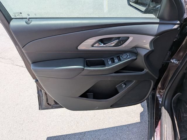 Used 2021 Chevrolet Traverse LT AWD/4WD image 6