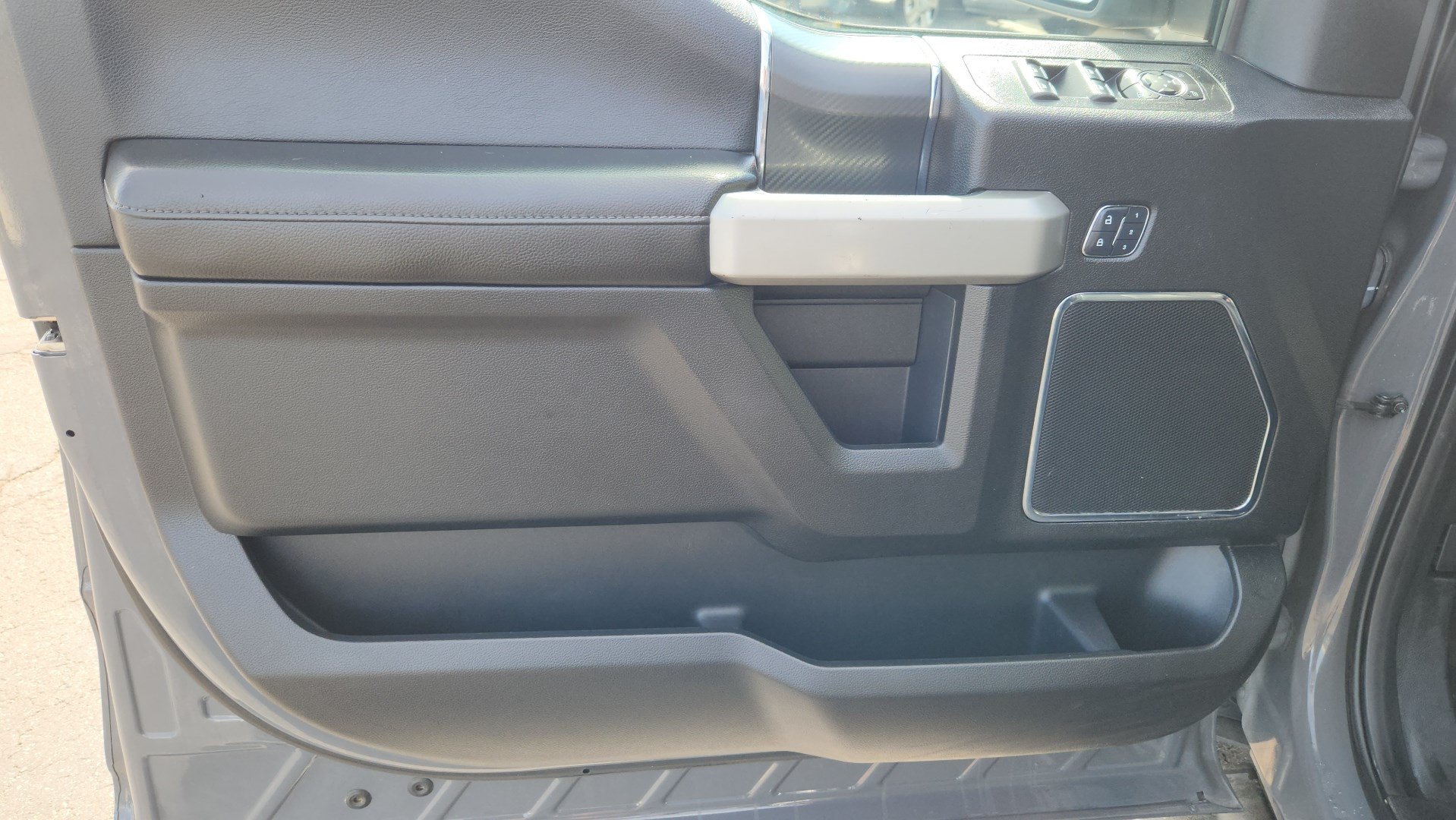 Certified 2018 Ford F150 Lariat AWD/4WD image 17