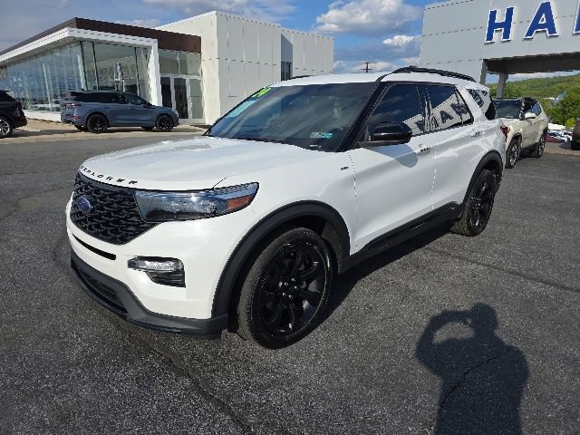 Certified 2024 Ford Explorer ST-Line w/ Class IV Trailer Tow Package AWD/4WD image 3