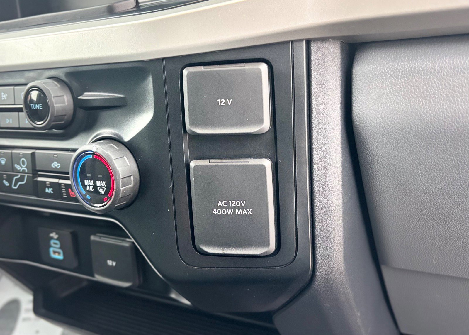 Certified 2024 Ford F350 XLT w/ XLT Value Package image 45