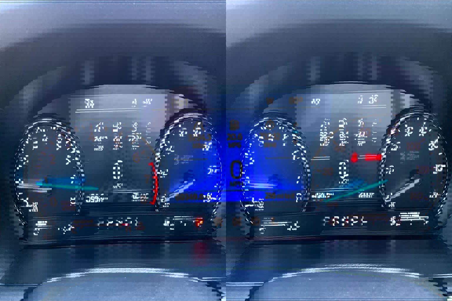 Certified 2022 Ford Explorer XLT w/ Equipment Group 202A image 27