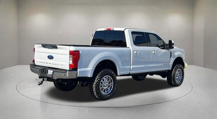 Certified 2018 Ford F250 Lariat w/ Lariat Value Package image 2