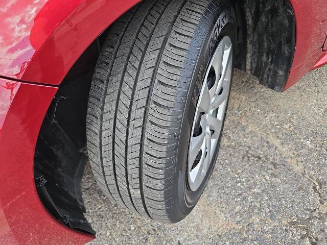 Used 2025 Toyota Corolla LE FWD image 32