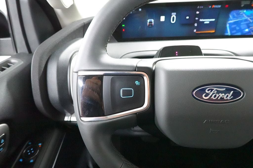 Certified 2025 Ford Expedition Active AWD/4WD image 13