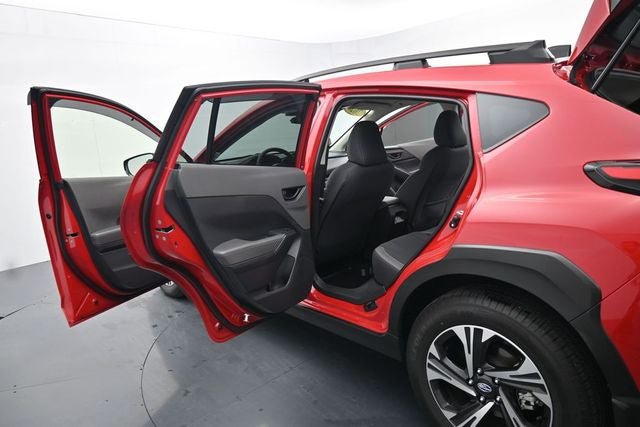 Used 2025 Subaru Crosstrek 2.5i Premium AWD/4WD image 17