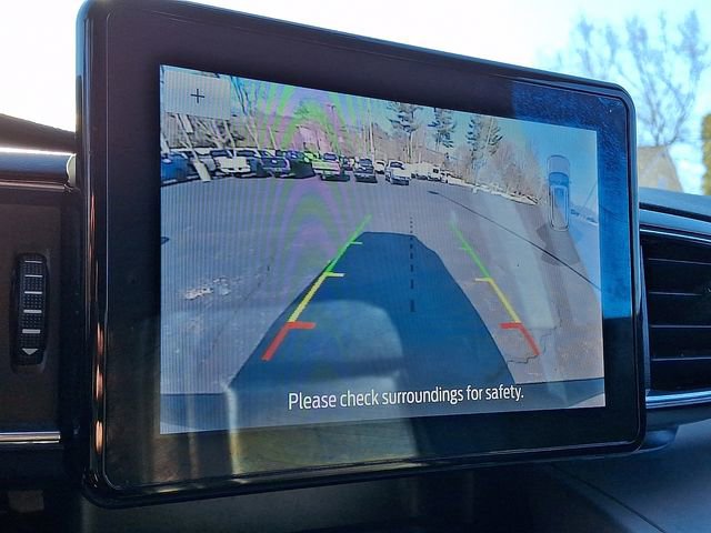 Certified 2022 Ford Explorer XLT w/ Equipment Group 202A image 19