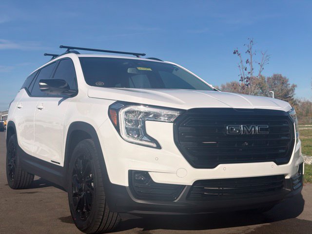 Used 2024 GMC Terrain SLT w/ Tech Package
