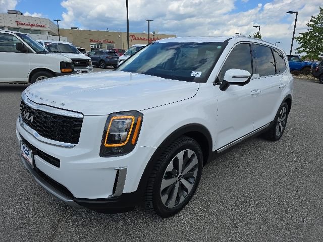 Used 2022 Kia Telluride EX w/ EX Premium Package