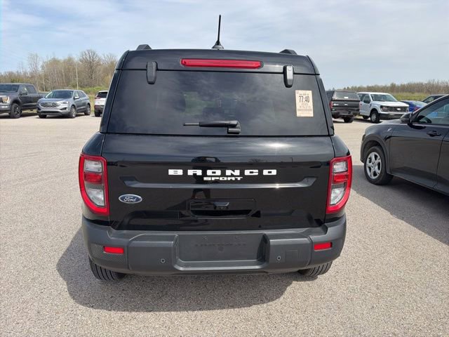 Certified 2025 Ford Bronco Sport Outer Banks w/ Outer Banks Tech Package+ AWD/4WD image 11
