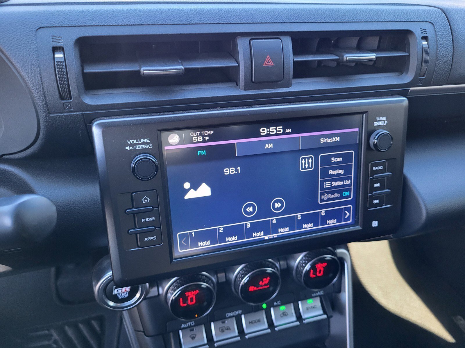 Used 2023 Toyota GR86 Premium image 17