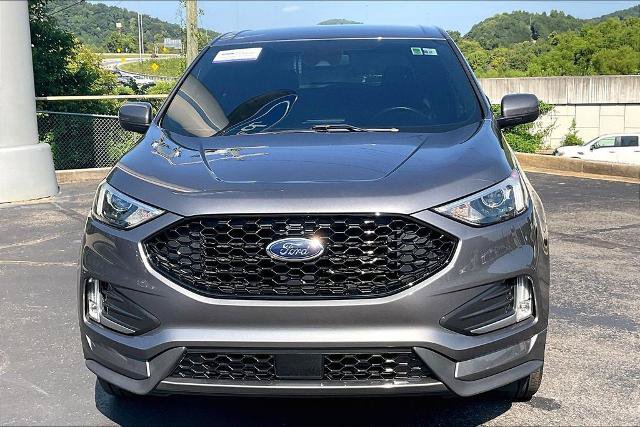 Certified 2024 Ford Edge ST-Line AWD/4WD image 3