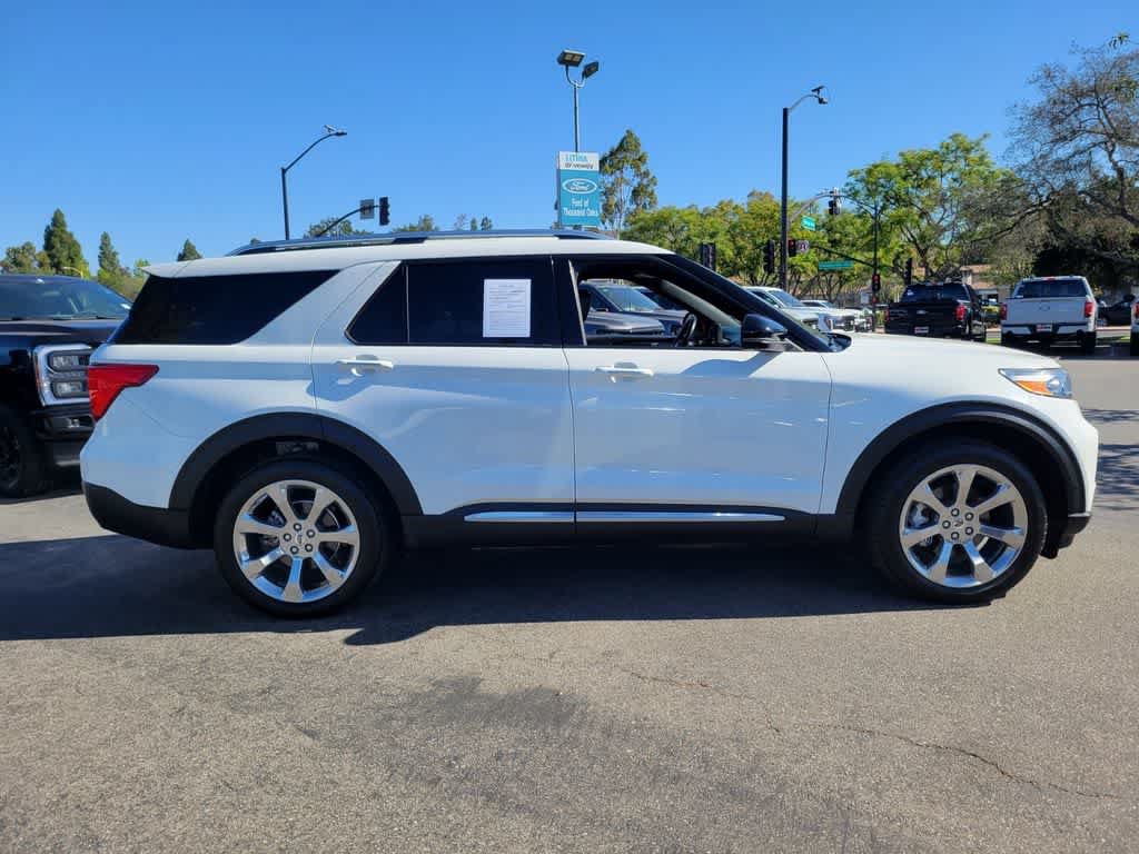Certified 2020 Ford Explorer Platinum w/ Premium Technology Package AWD/4WD image 7