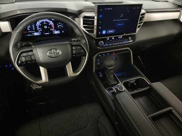 Used 2024 Toyota Tundra Limited image 32