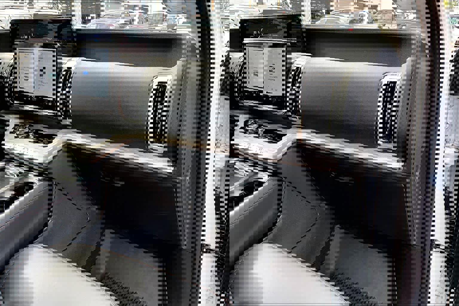 Certified 2025 Ford Expedition Max Active image 20