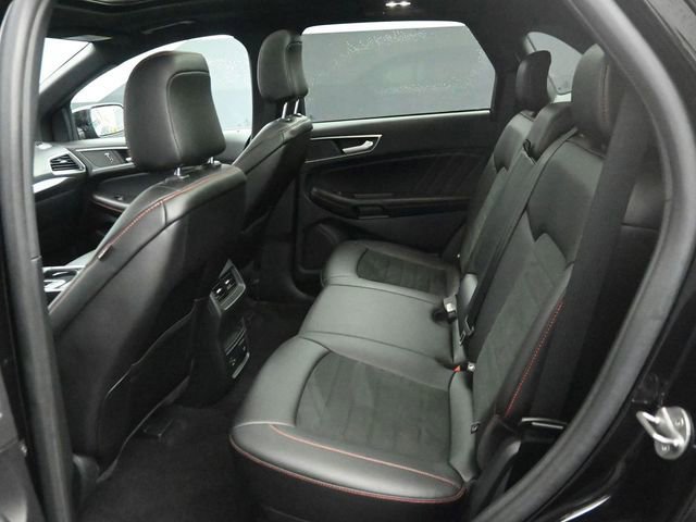 Certified 2021 Ford Edge ST-Line w/ Class II Trailer Tow Package image 37