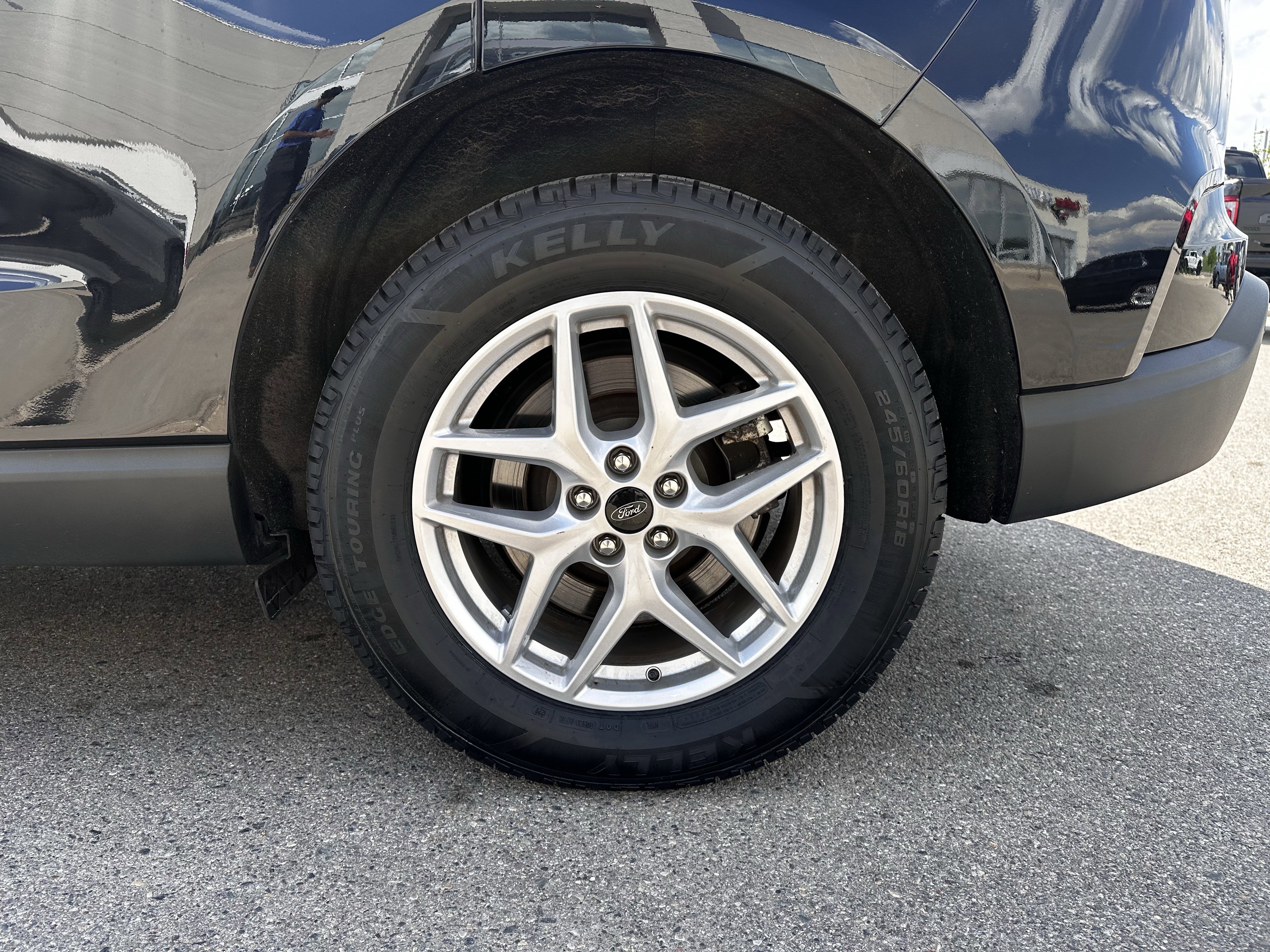 Certified 2024 Ford Edge SEL w/ Convenience Package AWD/4WD image 20