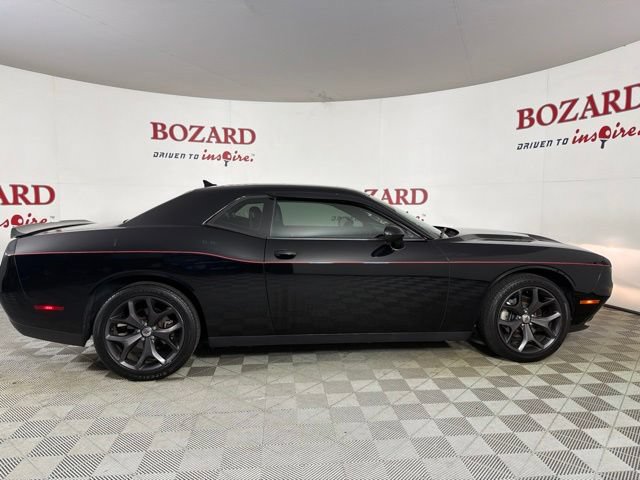 Used 2018 Dodge Challenger SXT Plus RWD image 9