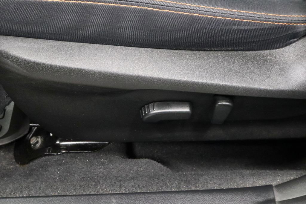 Used 2022 Subaru Crosstrek 2.0i Premium w/ Moonroof Package image 24