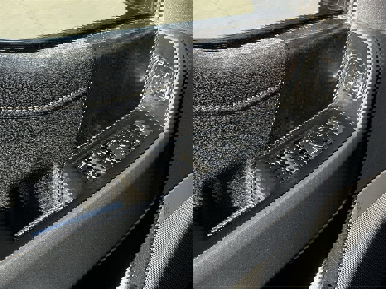 Certified 2023 Ford F350 Lariat w/ Lariat Ultimate Package image 21