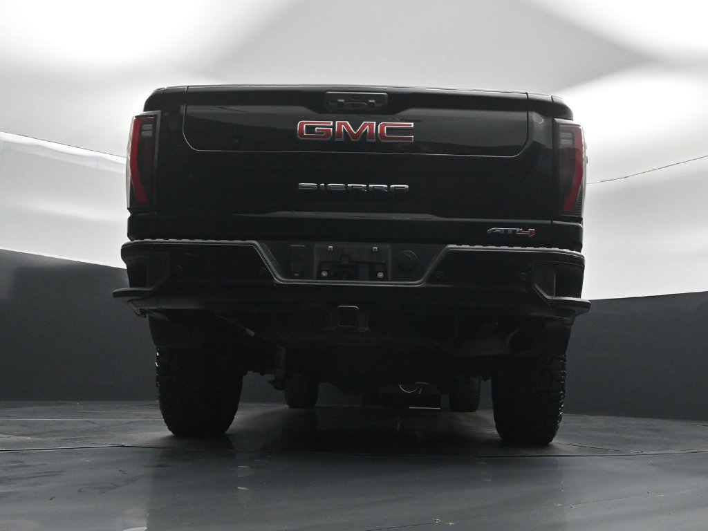 Used 2024 GMC Sierra 2500 AT4 w/ Technology Package AWD/4WD image 46