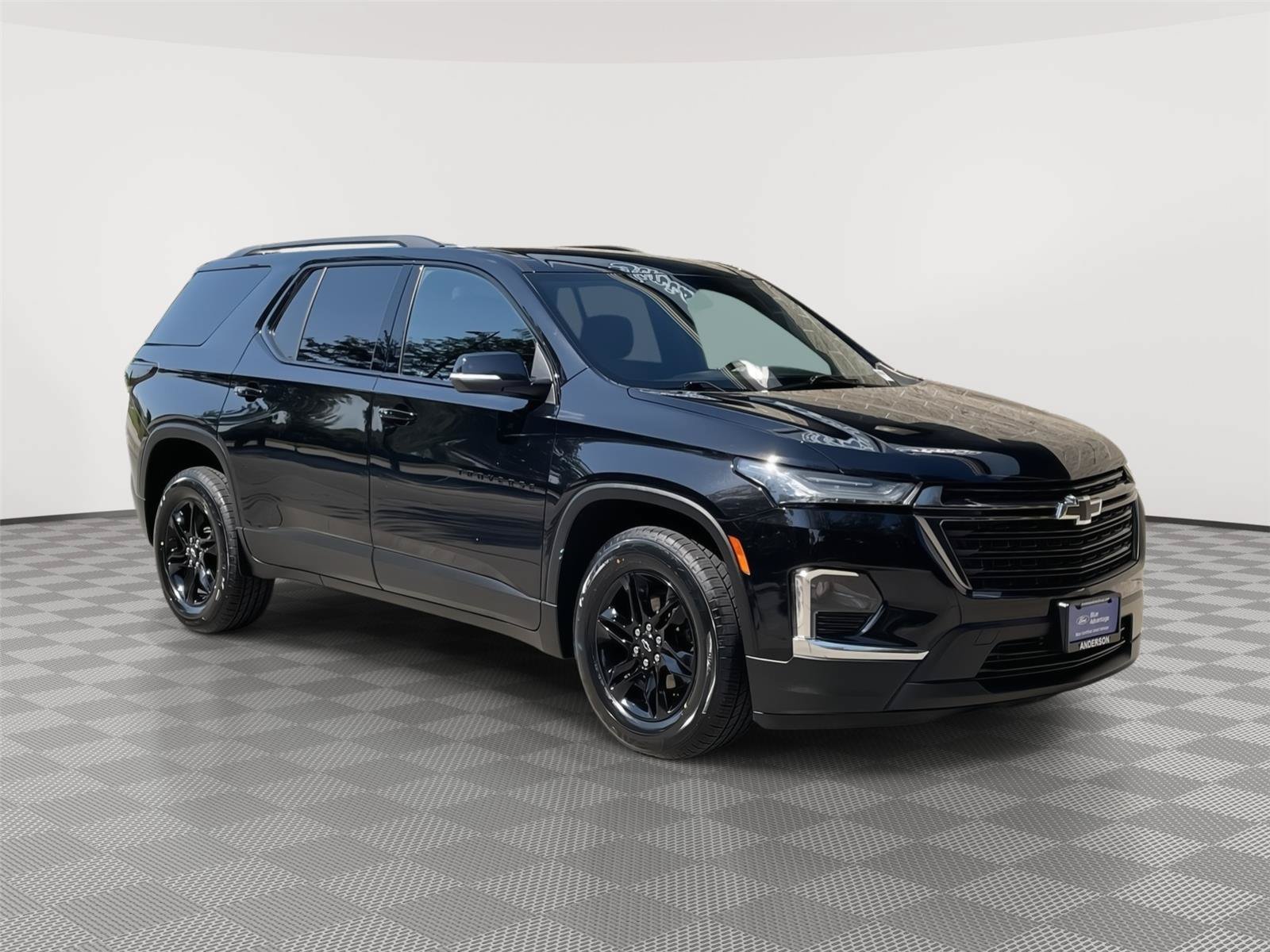 Used 2023 Chevrolet Traverse LT w/ Midnight/Sport Edition AWD/4WD image 5
