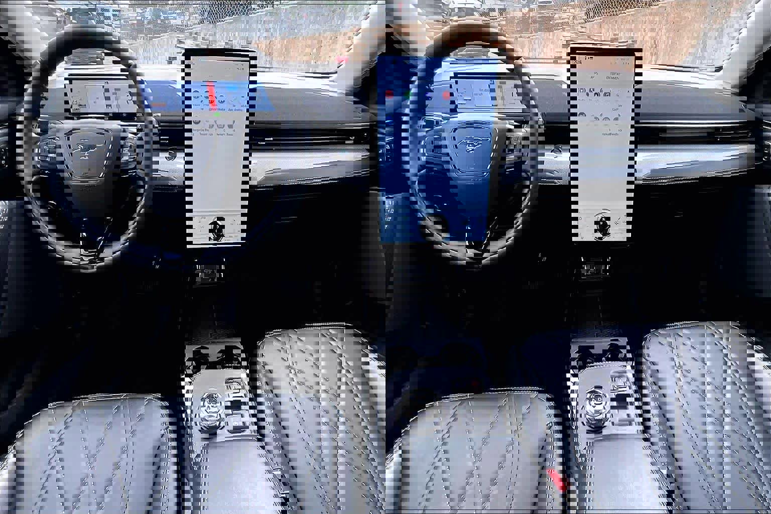 Certified 2021 Ford Mustang Mach-E Select w/ Comfort/Appearance Package image 17