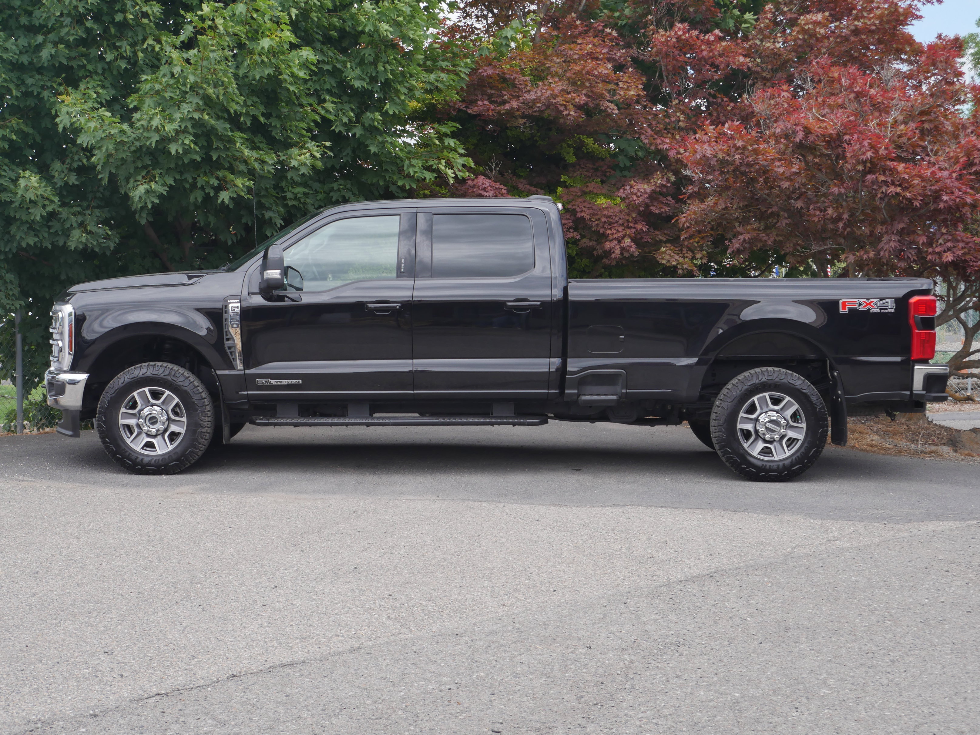 Certified 2024 Ford F350 Lariat w/ FX4 Off-Road Package AWD/4WD image 18