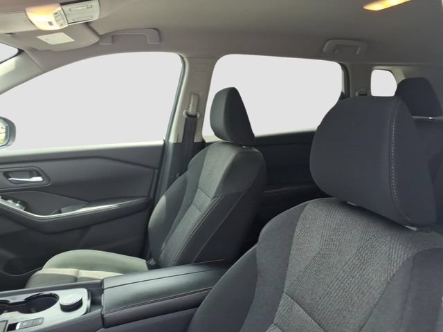Used 2024 Nissan Rogue SV AWD/4WD image 17