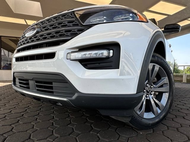 Certified 2023 Ford Explorer XLT w/ Equipment Group 202A AWD/4WD image 32