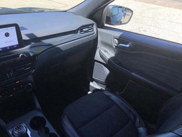 Certified 2024 Ford Escape ST-Line AWD/4WD image 21