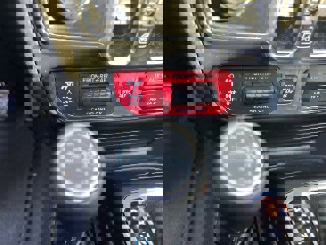 Used 2021 Jeep Wrangler Unlimited Rubicon 4xe w/ Cold Weather Group image 32