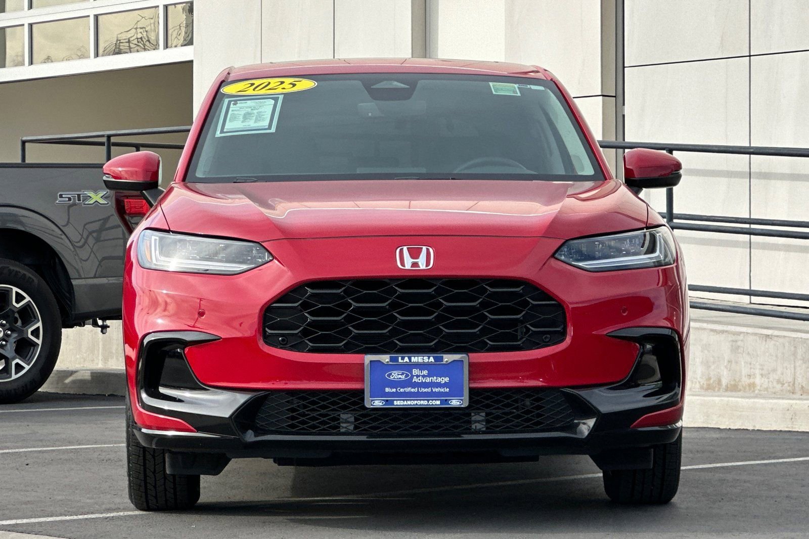 Used 2025 Honda HR-V EX-L image 8