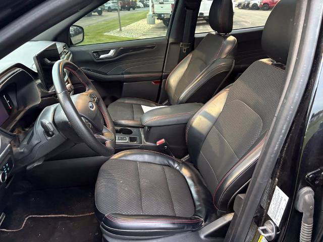 Certified 2023 Ford Escape ST-Line w/ Tech Pack #1 AWD/4WD image 10