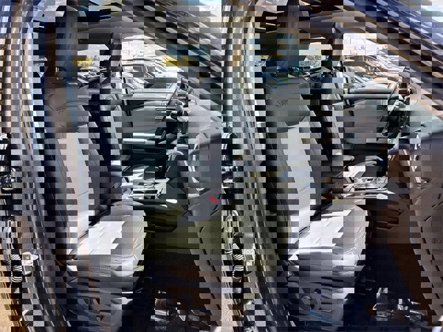 Certified 2022 Ford Explorer XLT w/ Equipment Group 202A image 16