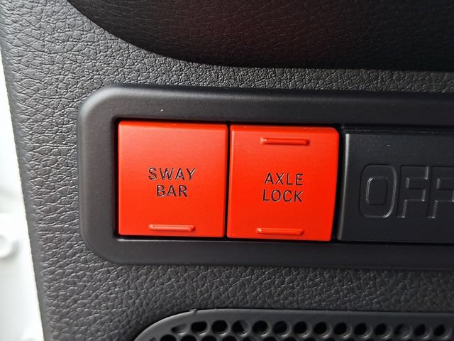 Used 2017 Jeep Wrangler Unlimited Rubicon AWD/4WD image 24