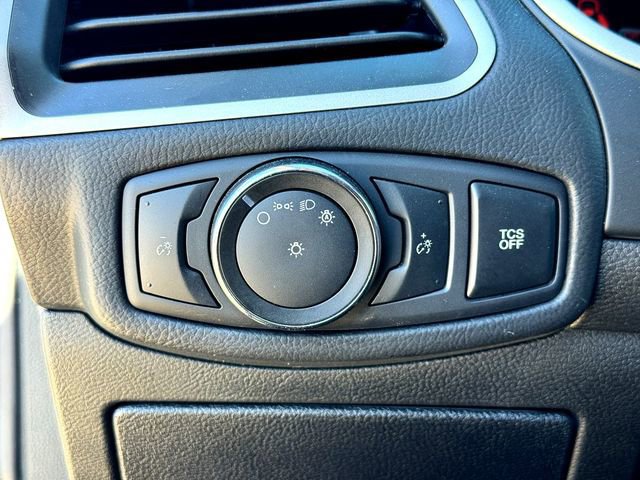 Certified 2021 Ford Edge SE image 14