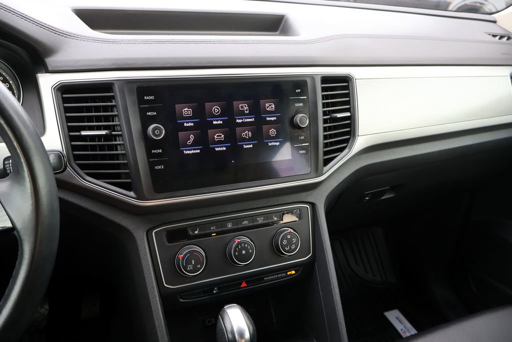 Used 2018 Volkswagen Atlas SE image 30
