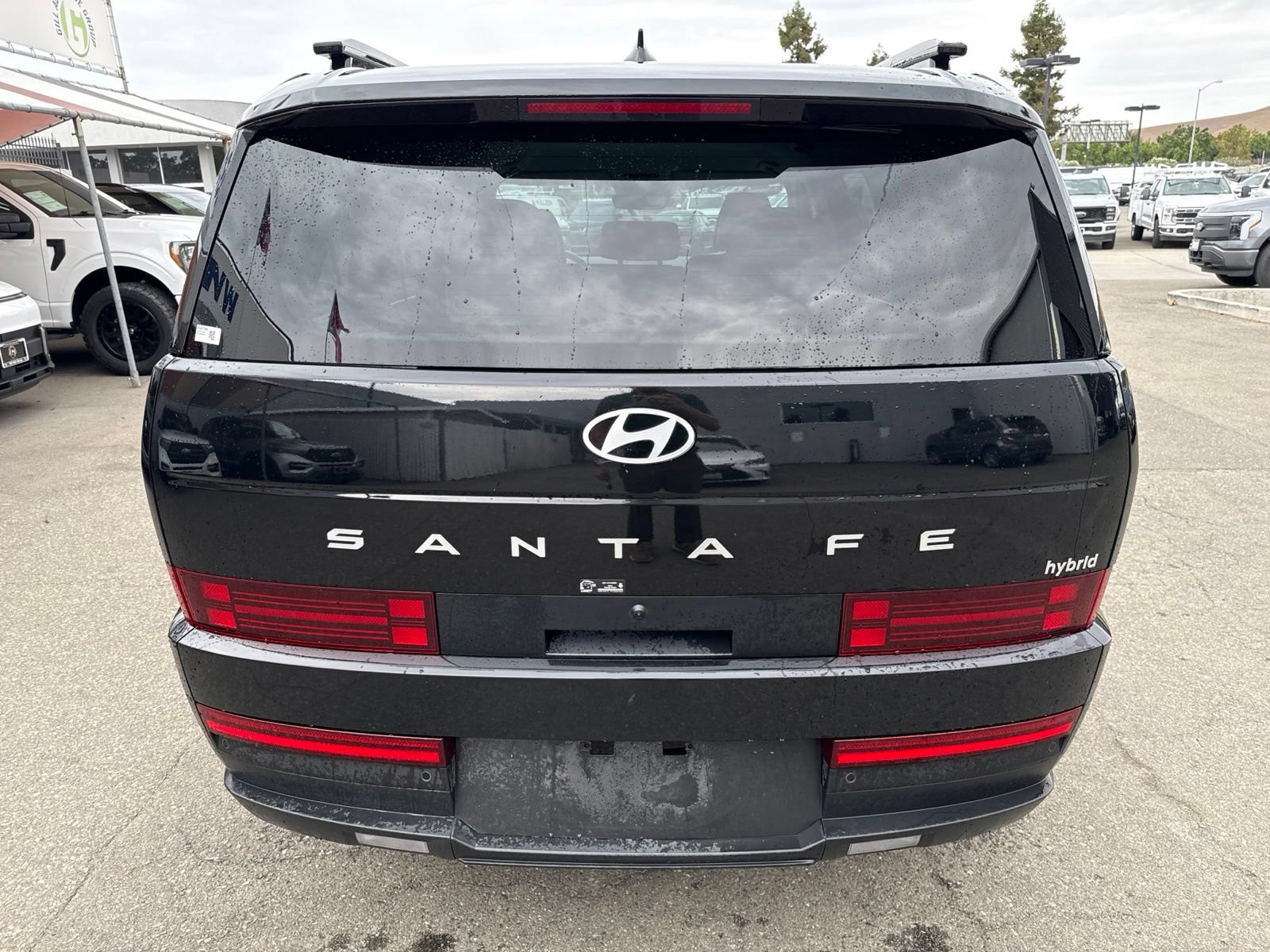 Used 2025 Hyundai Santa Fe SEL FWD image 4