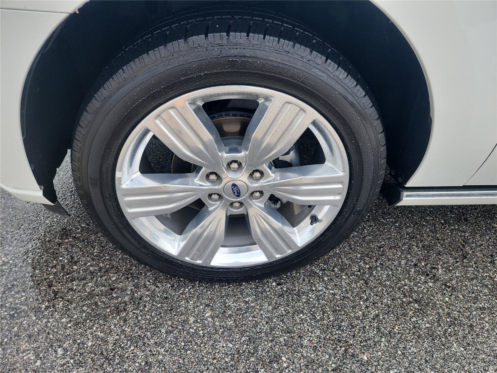 Certified 2023 Ford Expedition Platinum AWD/4WD image 9