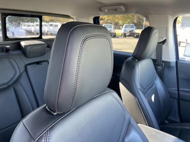 Certified 2024 Ford Maverick Lariat w/ Black Appearance Package image 35