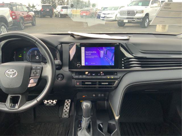 Used 2025 Toyota Camry SE w/ Convenience Package FWD image 26