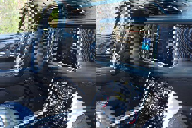 Used 2023 GMC Yukon Denali w/ LPO, Floor Liner Package image 10