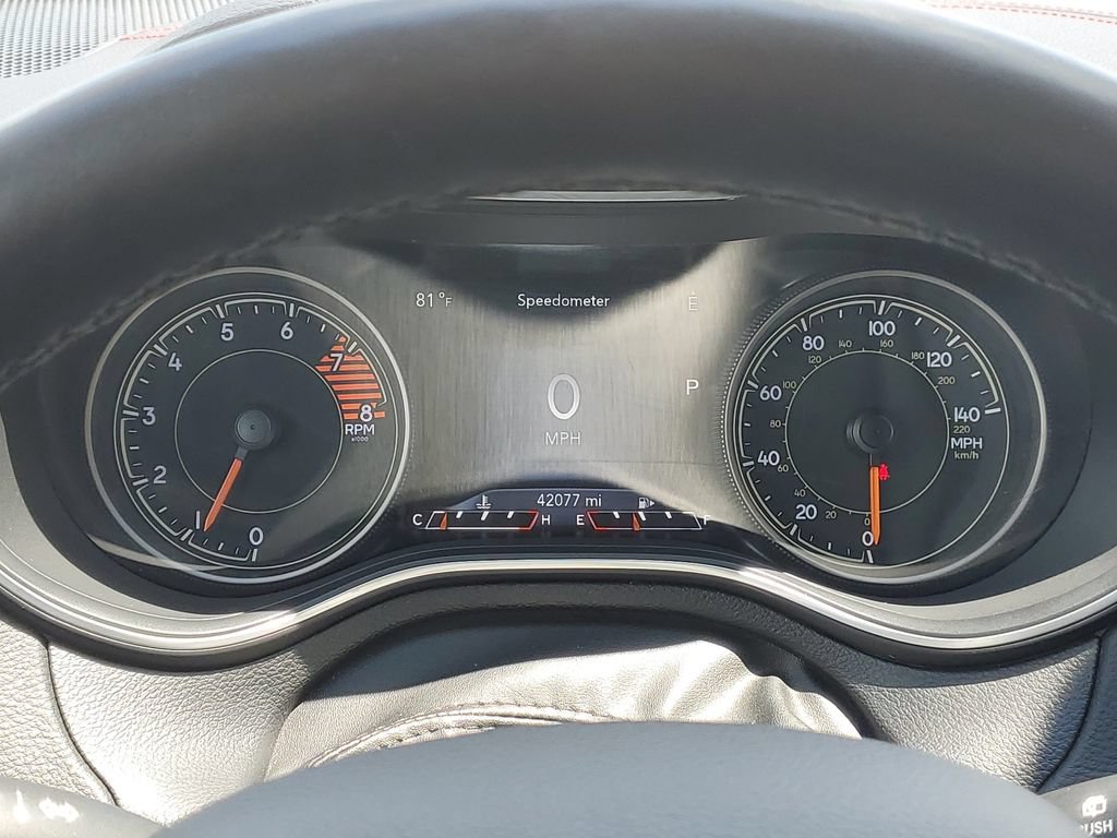 Used 2019 Jeep Cherokee Trailhawk w/ Cold Weather Group AWD/4WD image 17