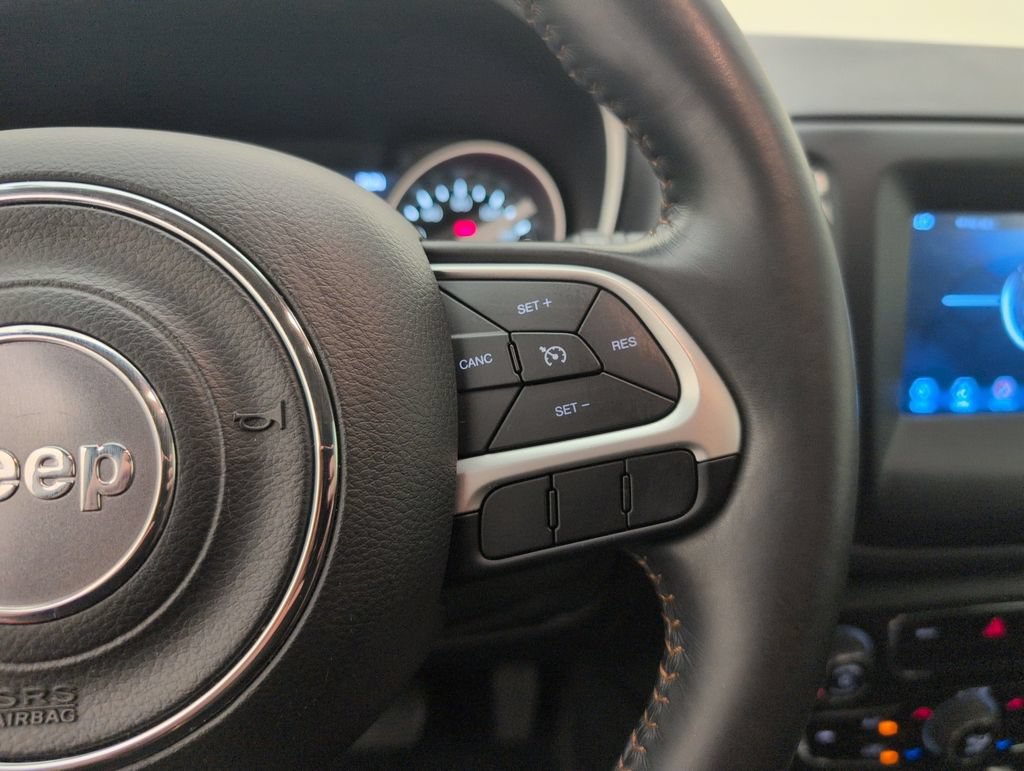 Used 2018 Jeep Compass Latitude w/ Popular Equipment Group FWD image 36