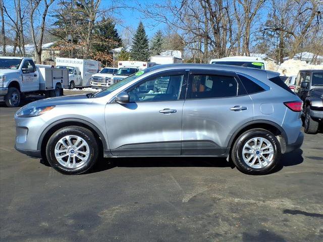 Certified 2021 Ford Escape SE image 2