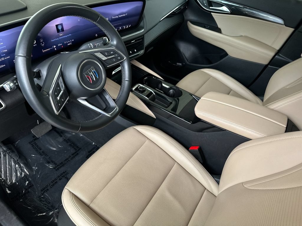 Used 2024 Buick Envision Preferred AWD/4WD image 9