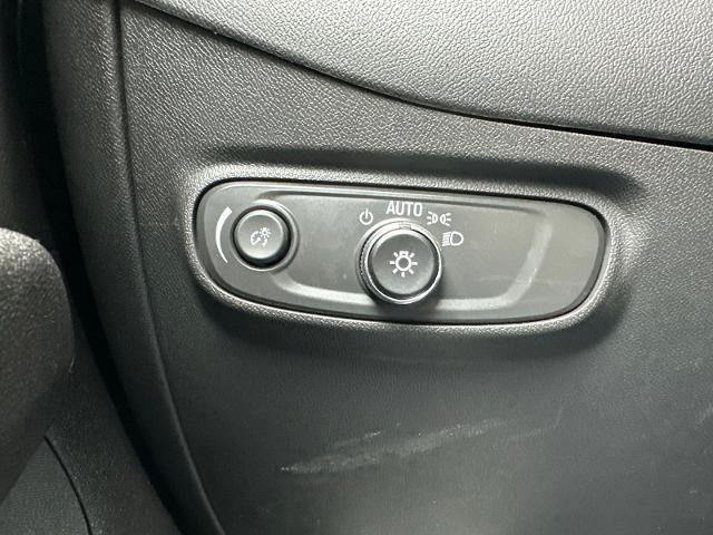 Used 2024 Chevrolet Equinox LT AWD/4WD image 23