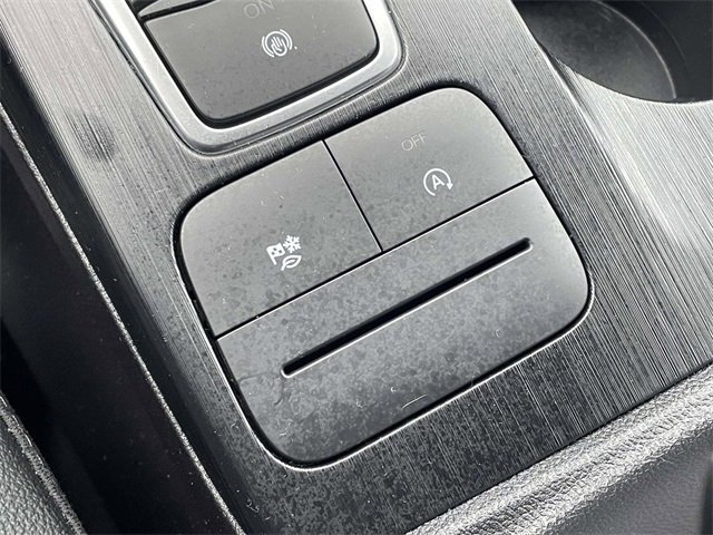 Certified 2022 Ford Escape SEL image 30