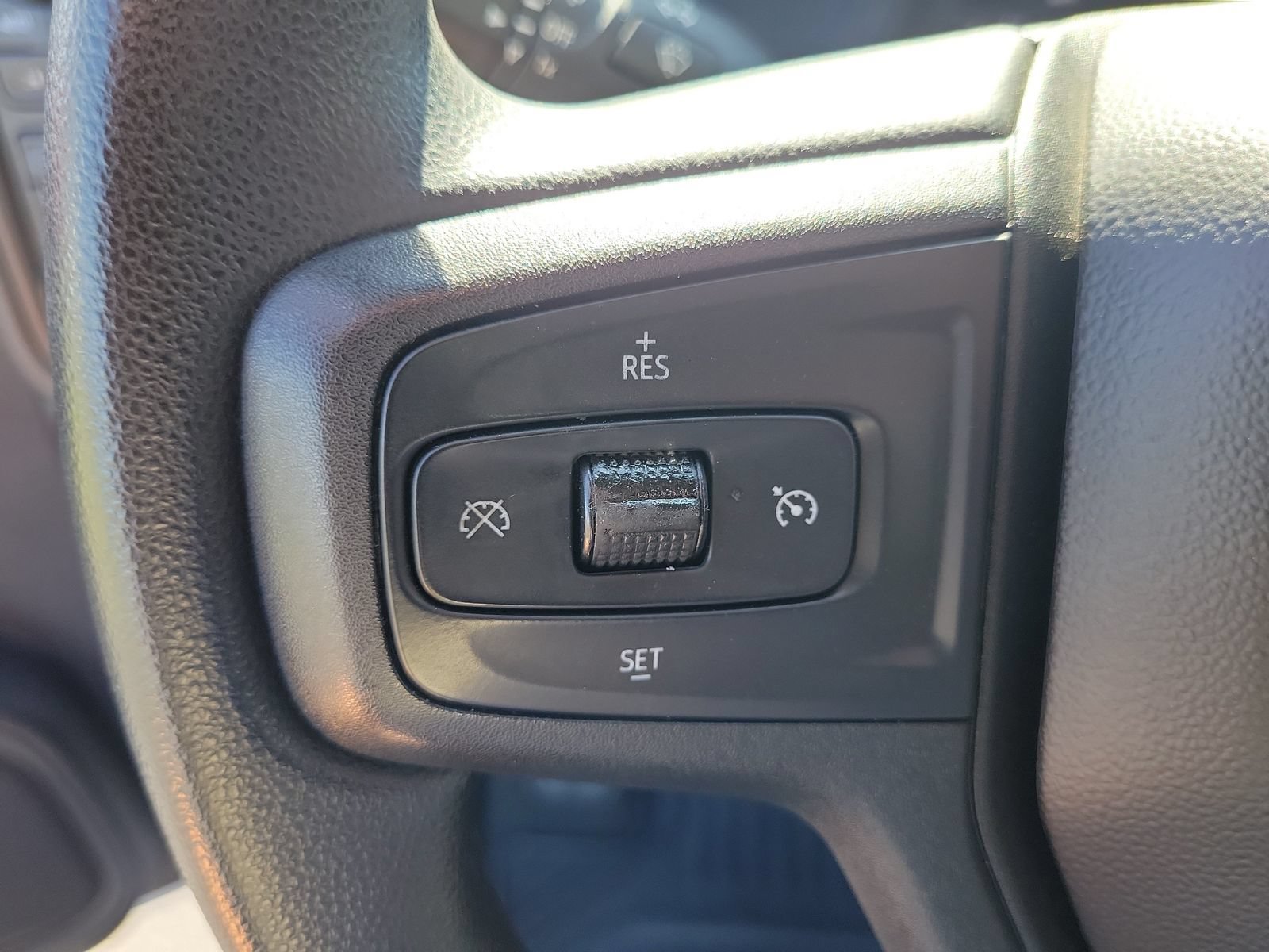 Used 2022 Chevrolet Silverado 1500 Custom AWD/4WD image 16