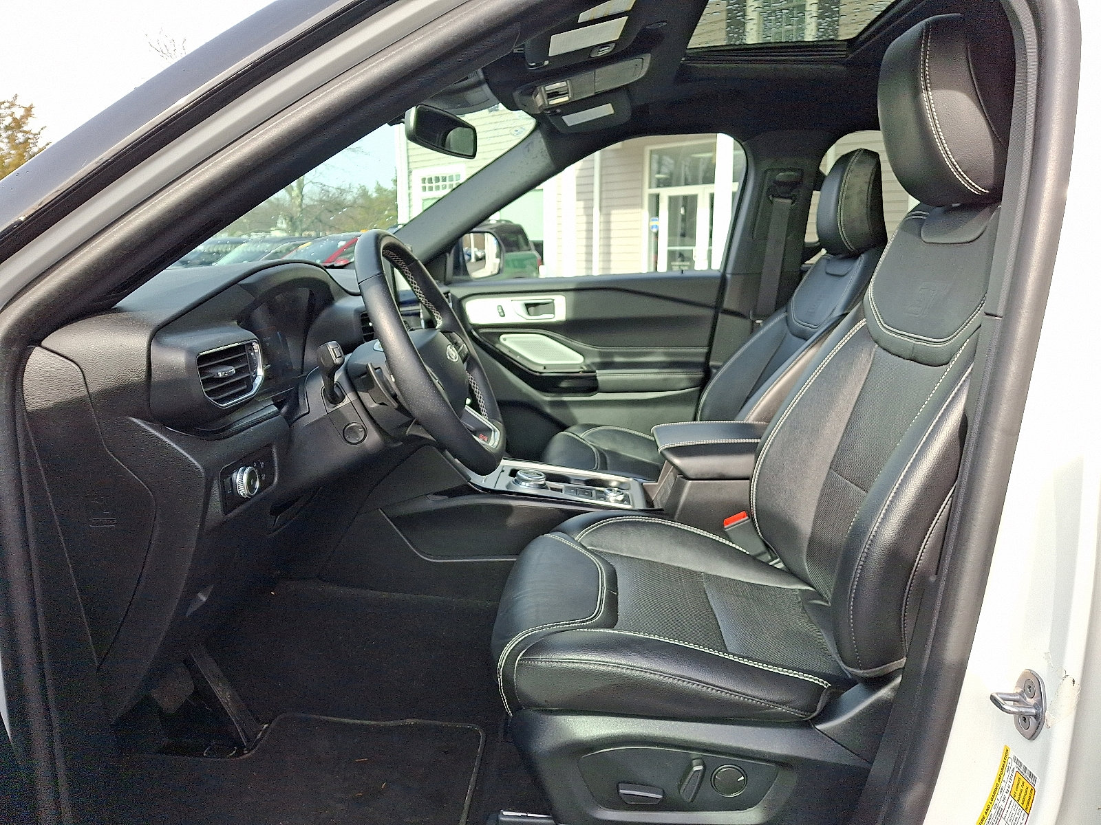 Certified 2023 Ford Explorer ST w/ Equipment Group 401A image 15